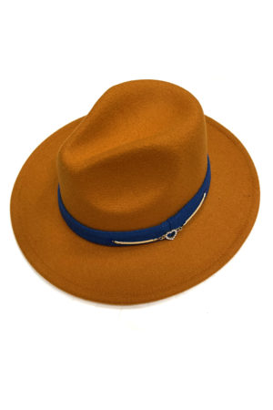 Оранжева шапка вълна