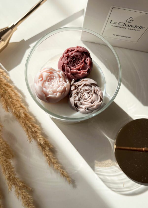Свещ Peonies Garden - Image 3